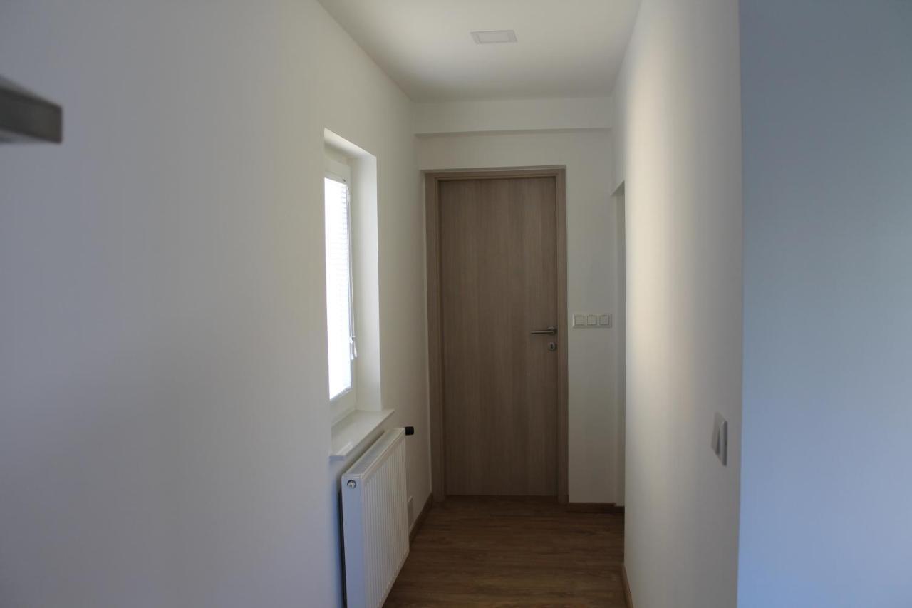 Petite Apartment Maribor Exteriör bild