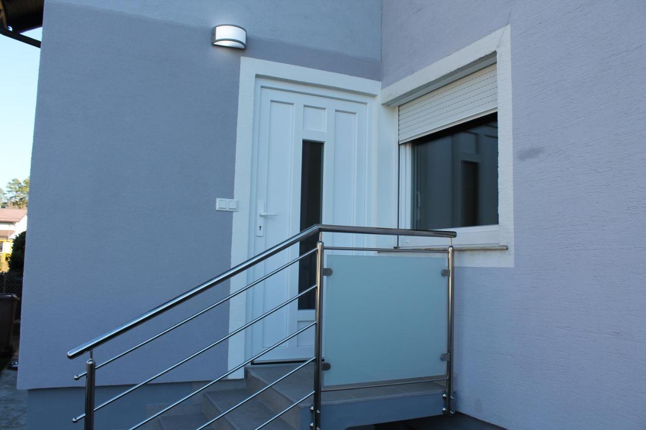 Petite Apartment Maribor Exteriör bild